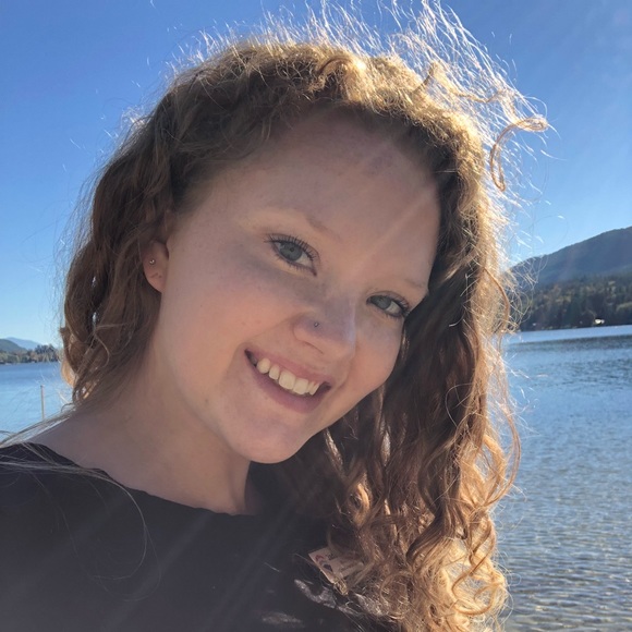 Meet your Posher, Jada - Picture 1 of 1